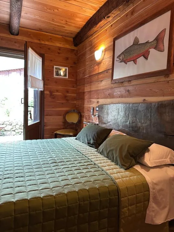 Trout Lodge