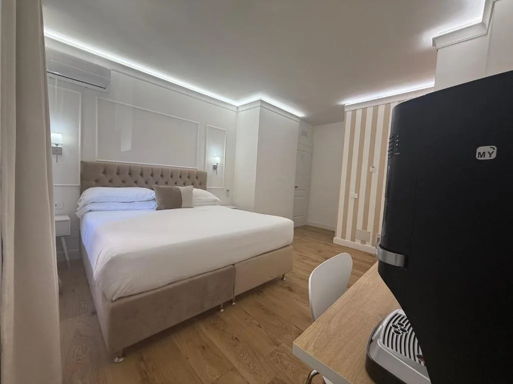 Emy Suites