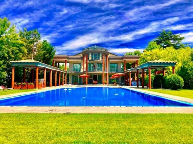 Ex Villa Gastaldi ad Asti, con giardino e vista sulla città