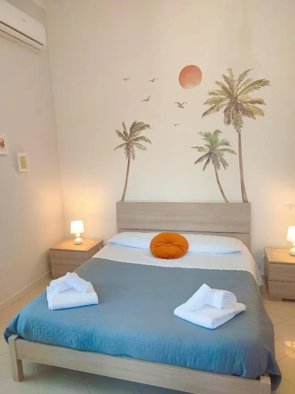 F.A.M. ROOMS