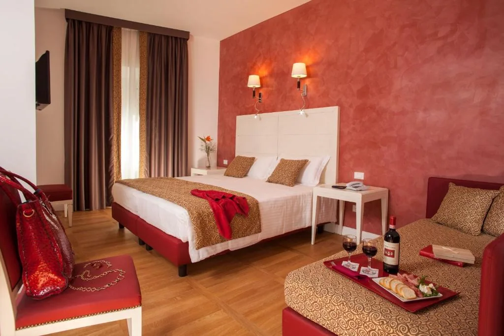 Floris Hotel — foto 7