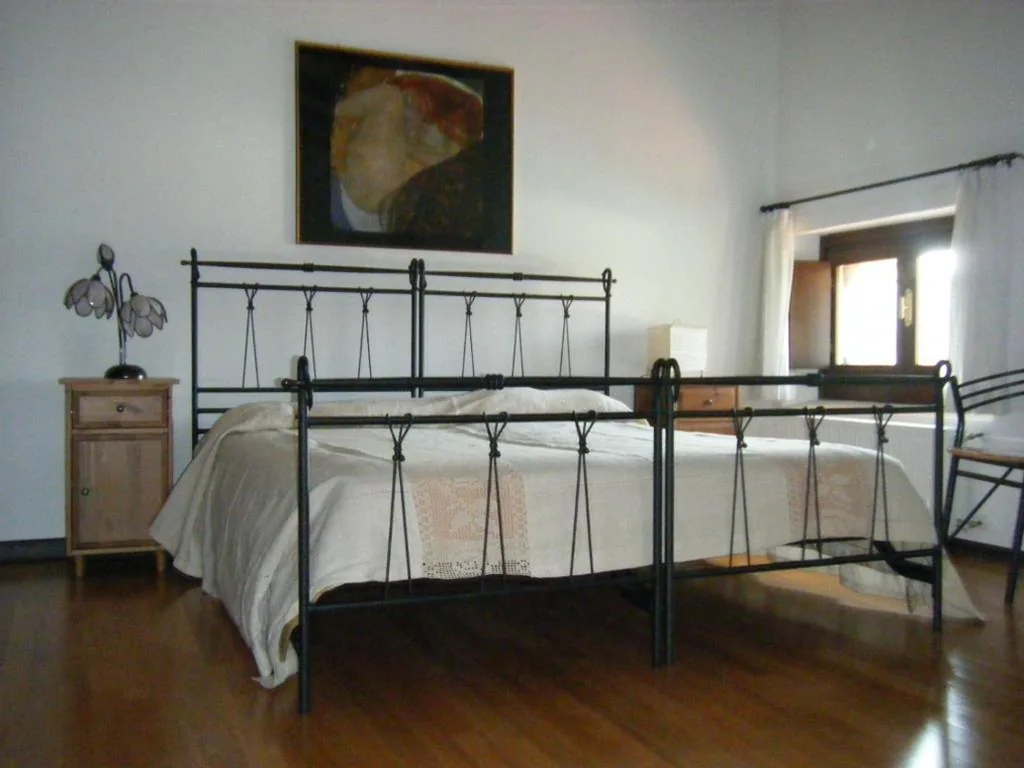 2 Connecting Double Rooms — Agriturismo Grillo Iole Winery