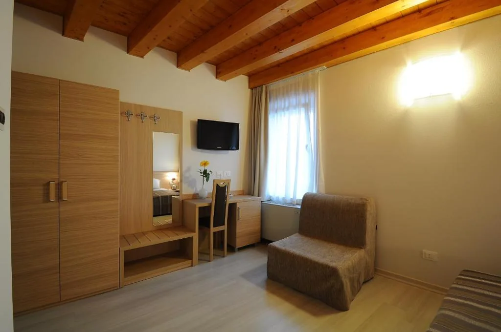 Albergo Leon Bianco Gonars — foto 4