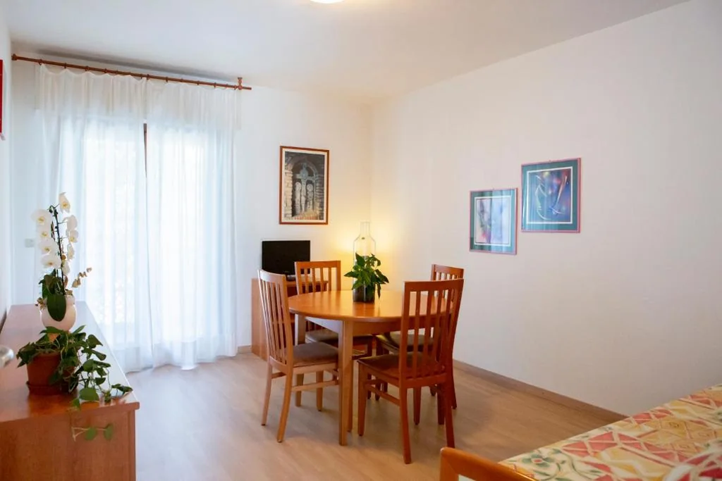 Apartment with 1 Bedroom - Dependance — Holiday Appartamenti