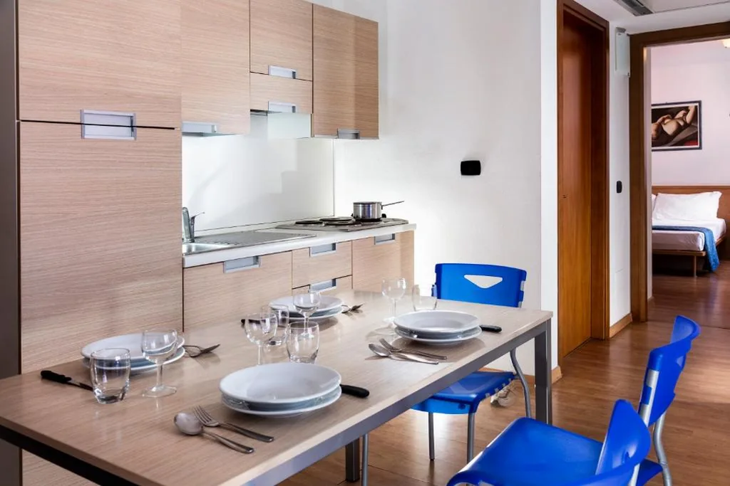2-Bedroom Apartment (5 Adults) — Aparthotel Esperya