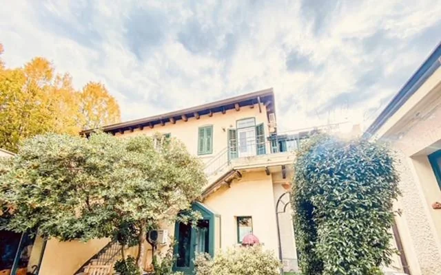 Appartamento con 2 Camere da Letto, Terrazza e Vista Giardino — Le Residenze dei Serravallo