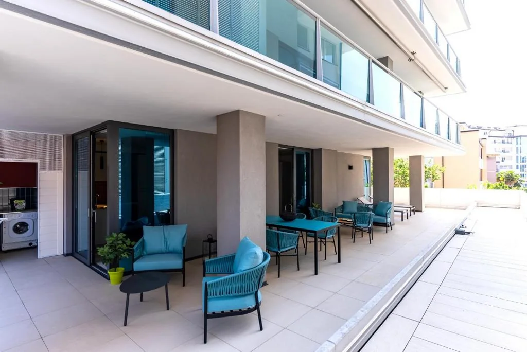 Apartment with Sea View — Aparthotel Zefiro com design, large terrace, bike, near beach and thermal