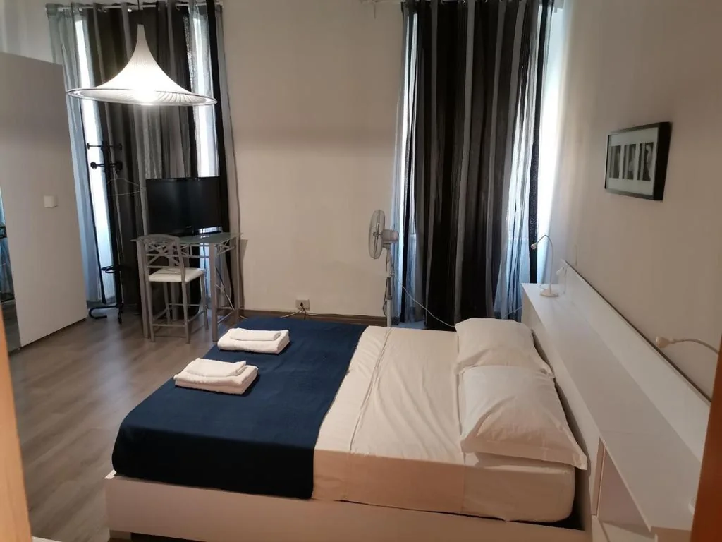 B&B Porto Vecchio ROOMS – Stazione Centrale Trieste — foto 4