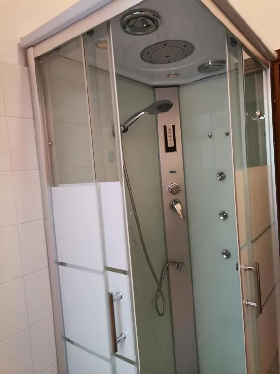 B&B Porto Vecchio ROOMS – Stazione Centrale Trieste — foto 5