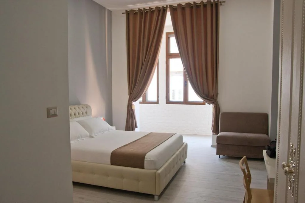Brilliant Room