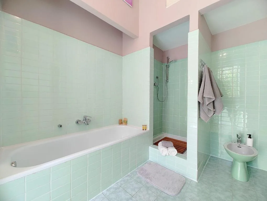 Camera Budget Doppia con Letti Singoli — B7 Hostal