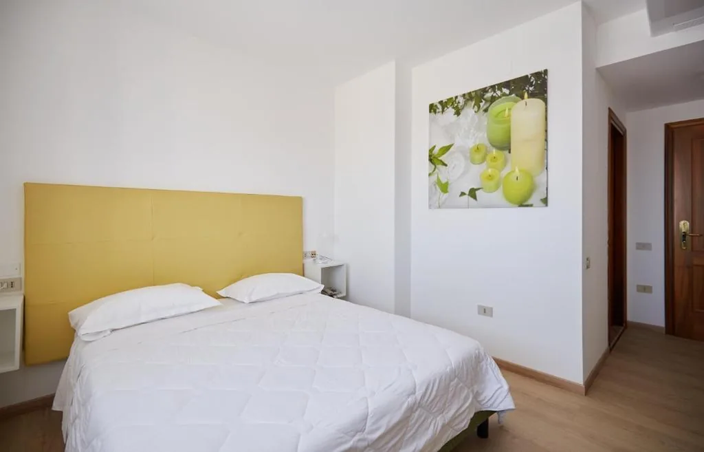 Camera Classic Doppia con Letti Singoli — Albergo Ristorante Belvedere