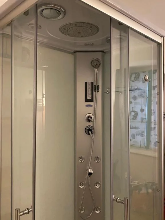 Deluxe Room — Allen easyLoft