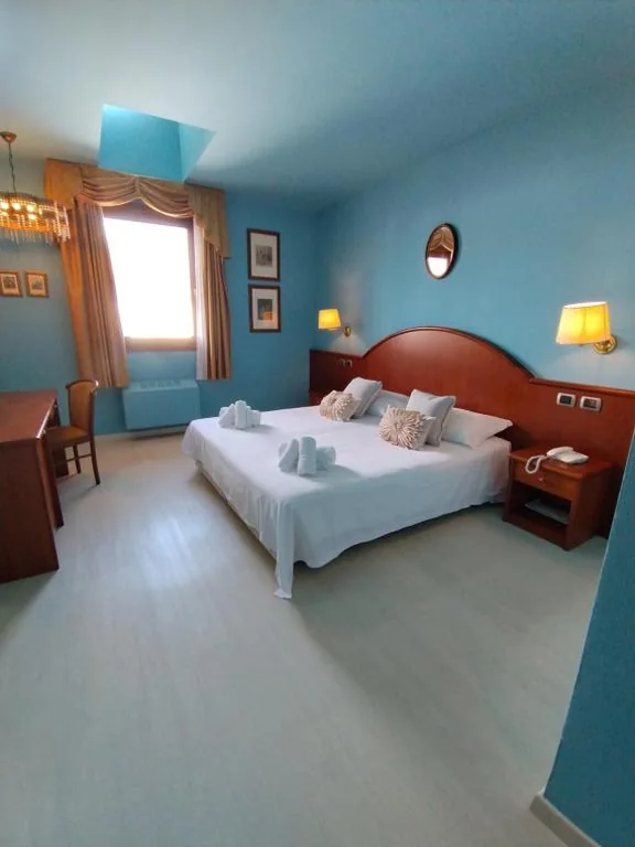 Deluxe Room — Hotel In Sylvis