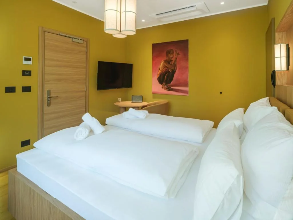 Camera Deluxe Matrimoniale/Doppia con Letti Singoli — Boutique Guesthouse – Marina Monfalcone