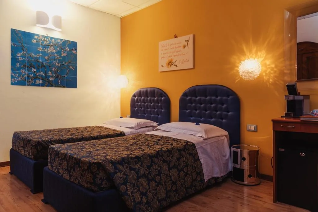 Twin Room — Albergo Al Viale