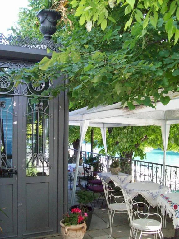 Twin Room with Private Bathroom — Villa Fiorita