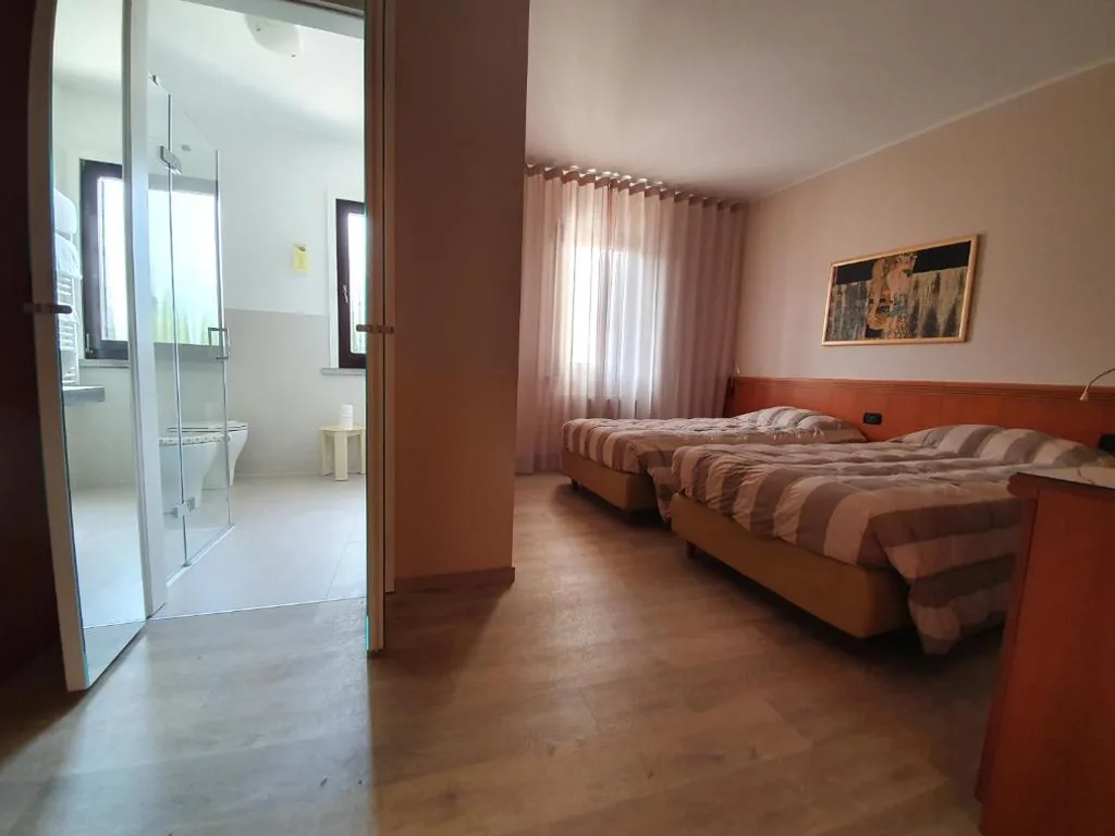 Camera Doppia con Letti Singoli — Hotel Prata Verde
