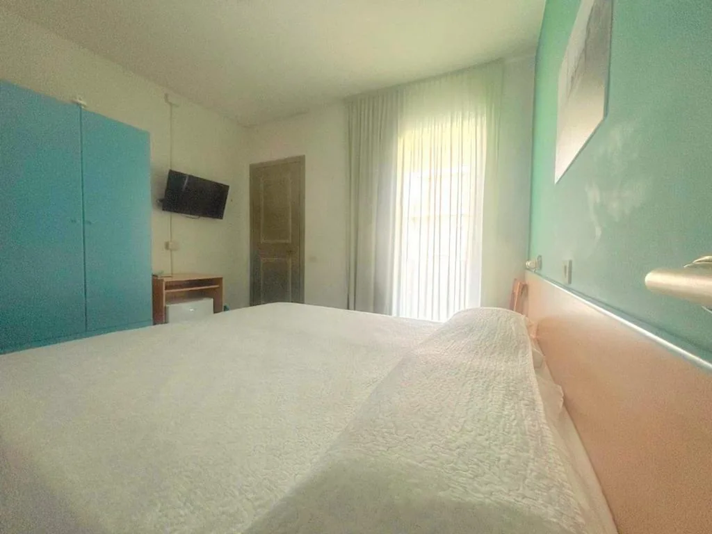 Camera Economy Matrimoniale/Doppia con Letti Singoli — Hotel Splendor