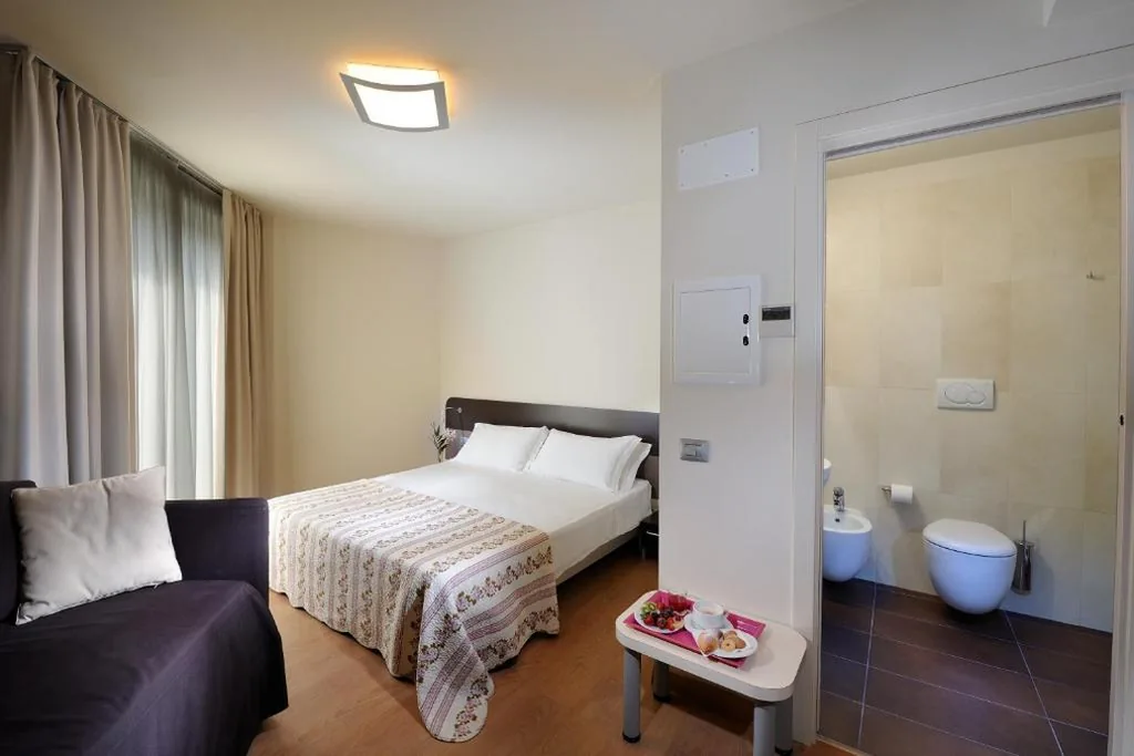 Camera Familiare (3 Adulti) — Hotel Pasha