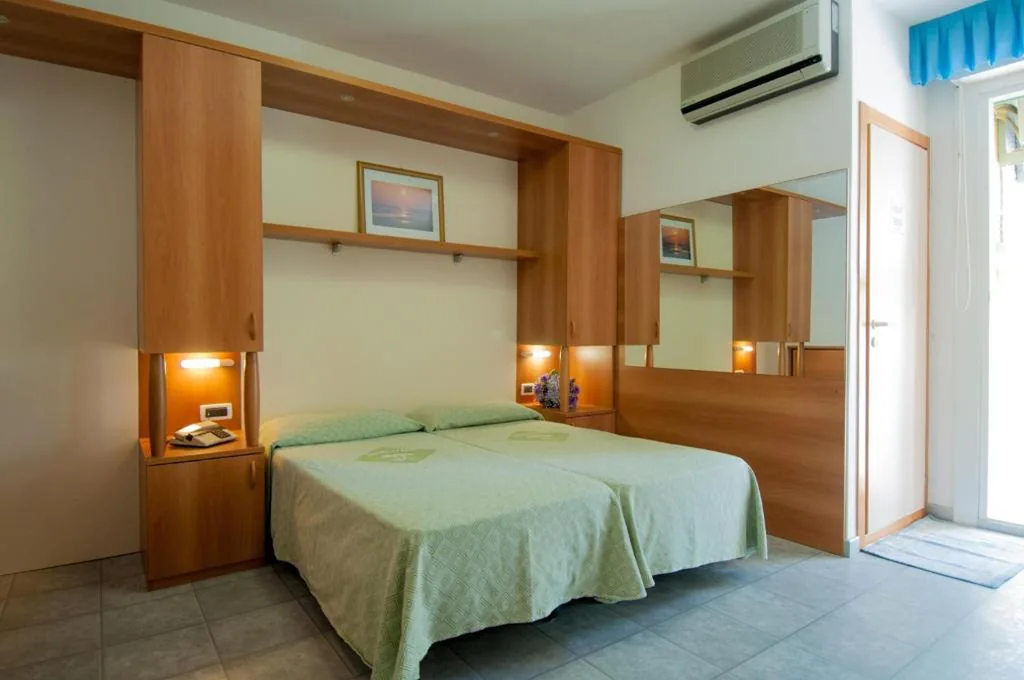 Camera Familiare — Hotel Ai Pini