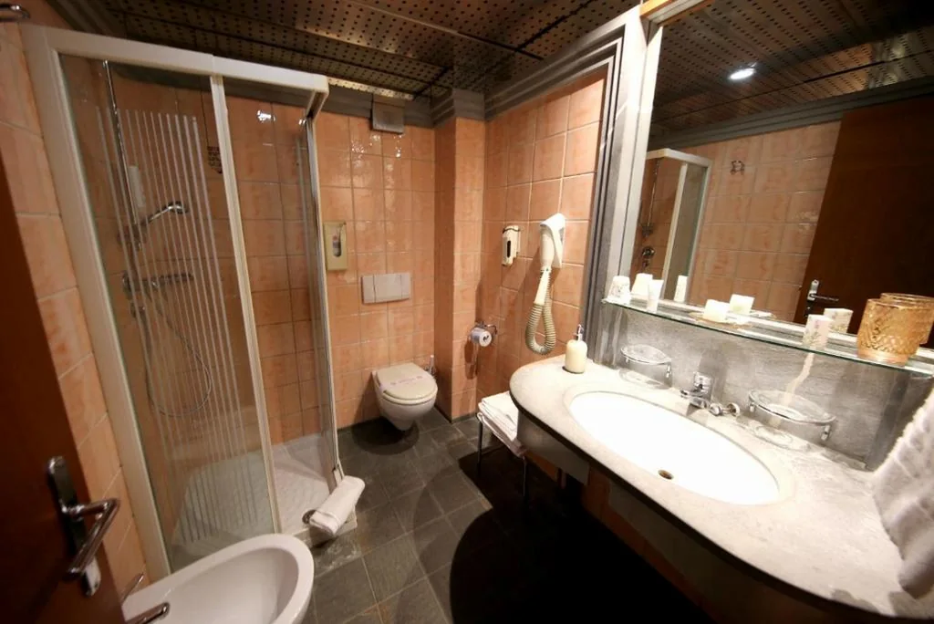 Camera Familiare — HR Hotel