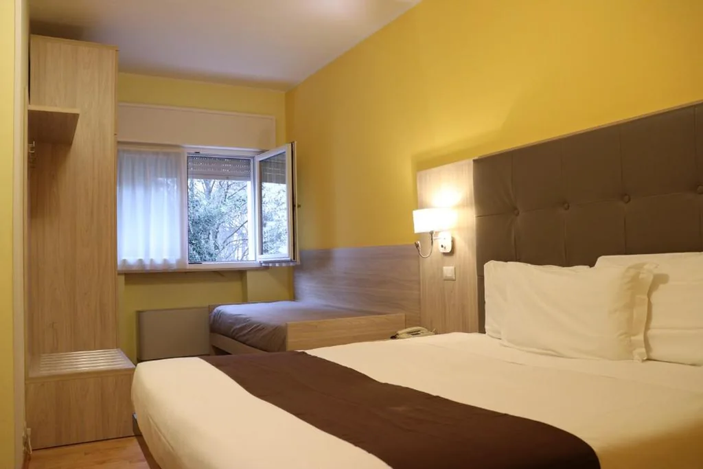 Camera Matrimoniale Classic — Hotel Montereale