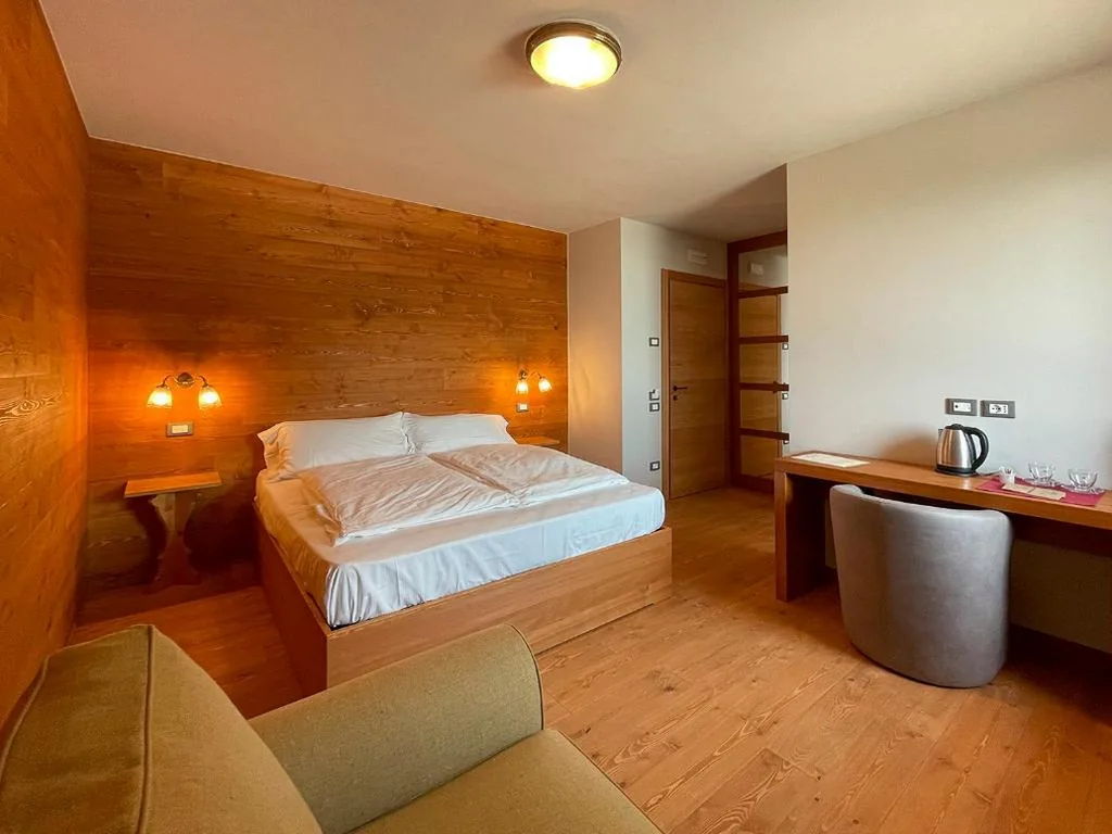 Camera Matrimoniale con Accesso Disabili — Relais Sauc & SPA – Agriturismo