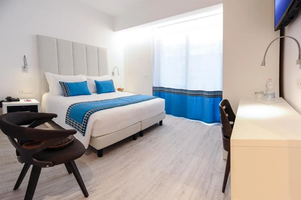 Double Room with Beach Access — Bellini Relais