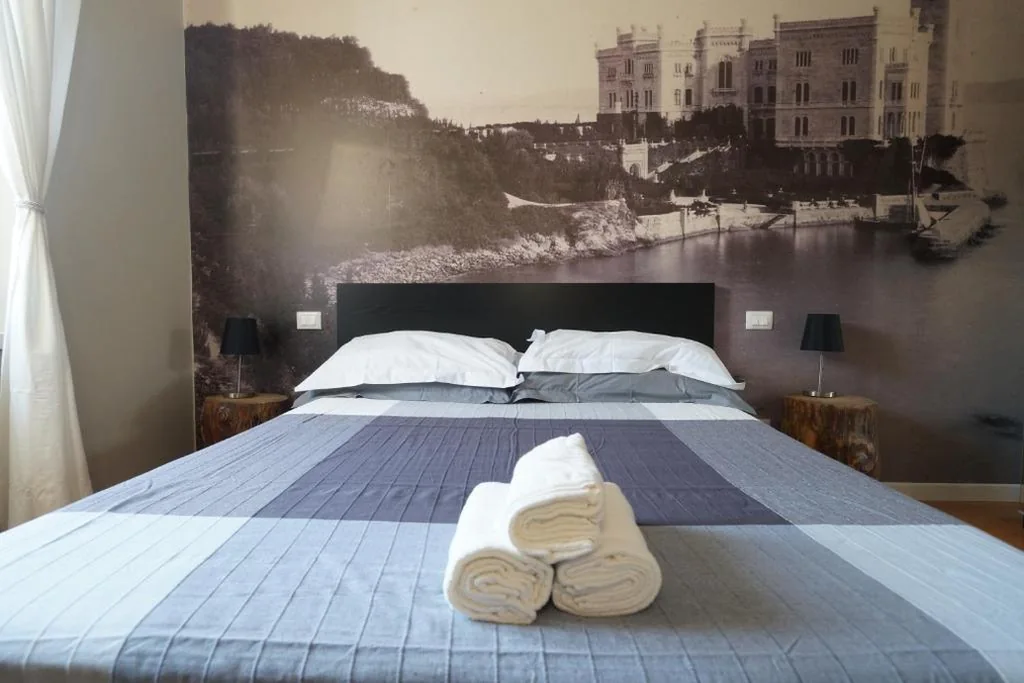 Camera Matrimoniale con Bagno Privato — Garibaldino Rooms