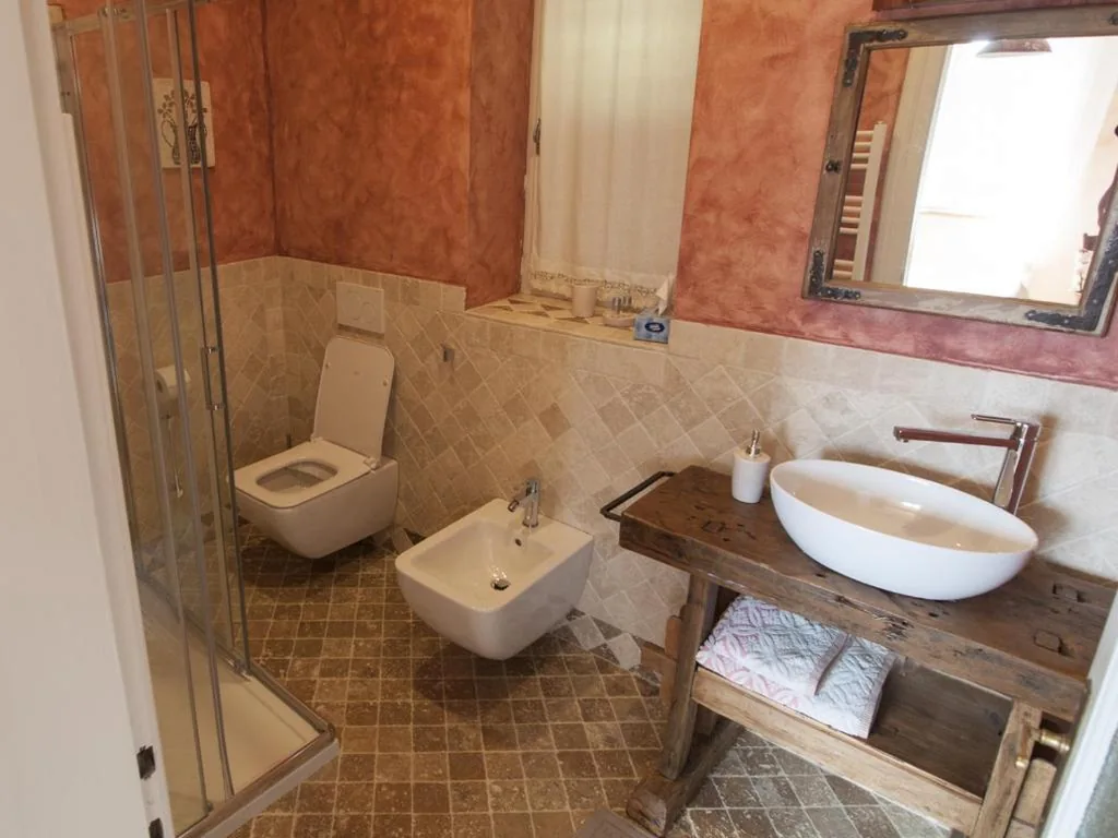 Camera Matrimoniale con Bagno Privato — Il Glicine