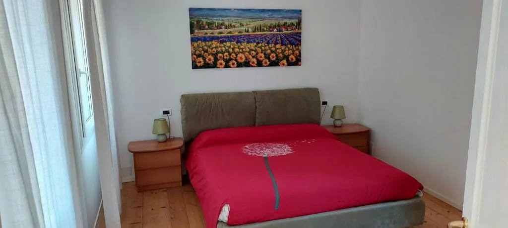 Camera Matrimoniale con Bagno Privato — La casa nel verde