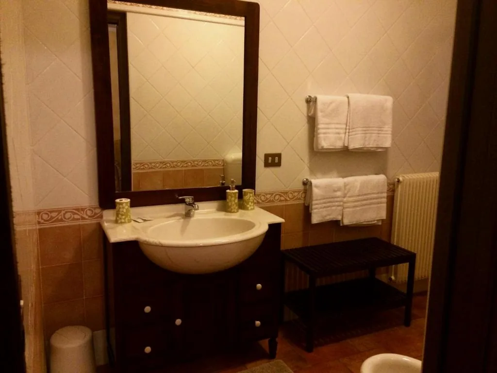 Camera Matrimoniale con Bagno Privato — Tinello San Urbano