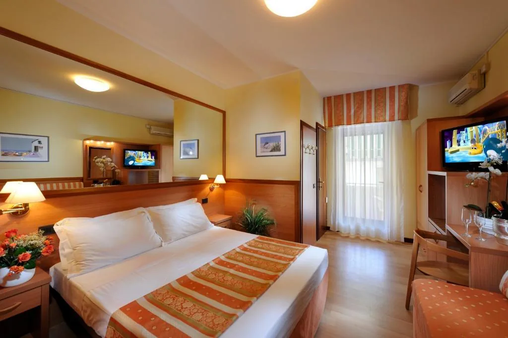 Double Room with Extra Bed — Hotel Al Prater