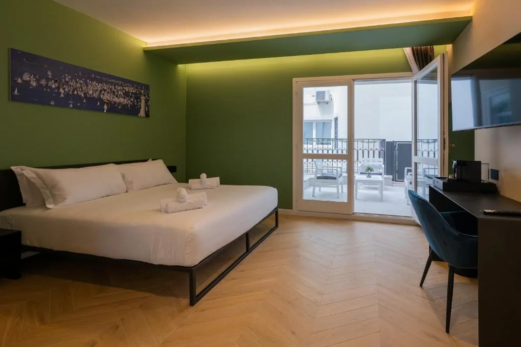 Camera Matrimoniale con Terrazza — Luna Stay