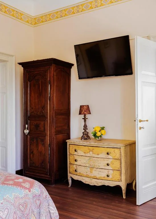 Double Room with Garden View — Villa Maraldo 1927