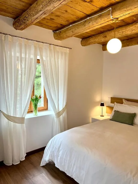 Double Room with Mountain View — La Piolsa