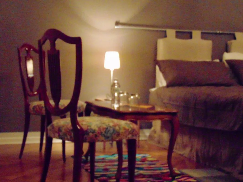Camera Matrimoniale/Doppia con Letti Singoli con Bagno in Comune — Affittacamere San Lazzaro