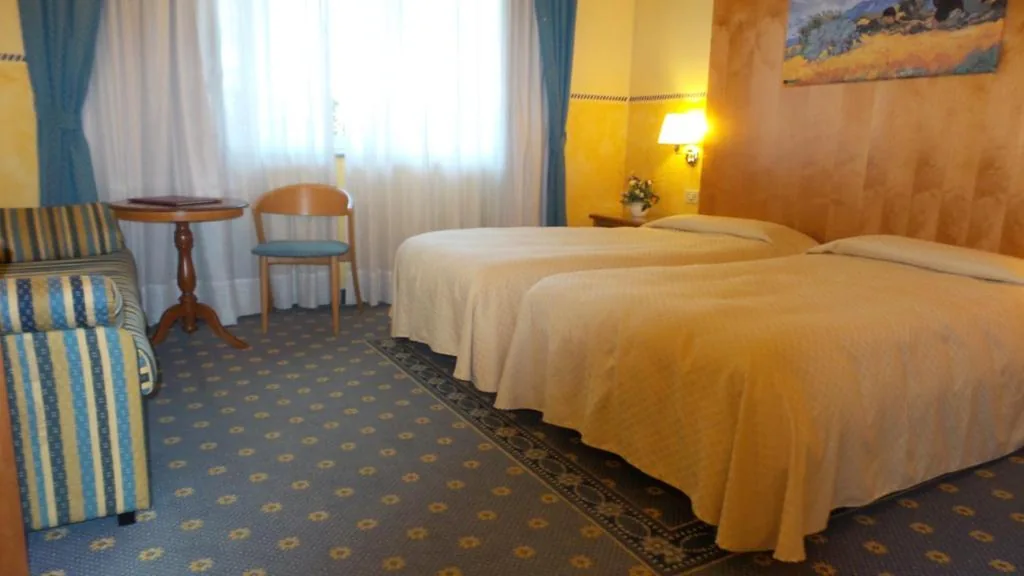 Double/Twin Room — Hotel Al Ponte