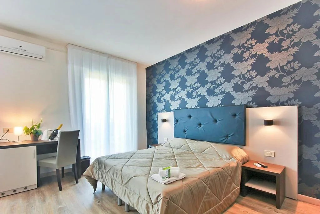 Double/Twin Room — Hotel Gambrinus