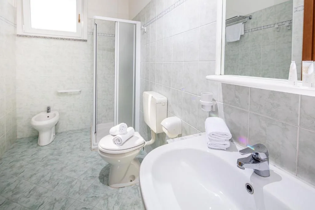 Double/Twin Room — Hotel Orchidea