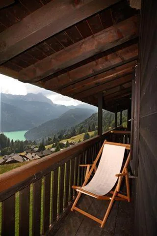 Camera Matrimoniale/Doppia con Letti Singoli nella Dependance — Albergo Riglarhaus