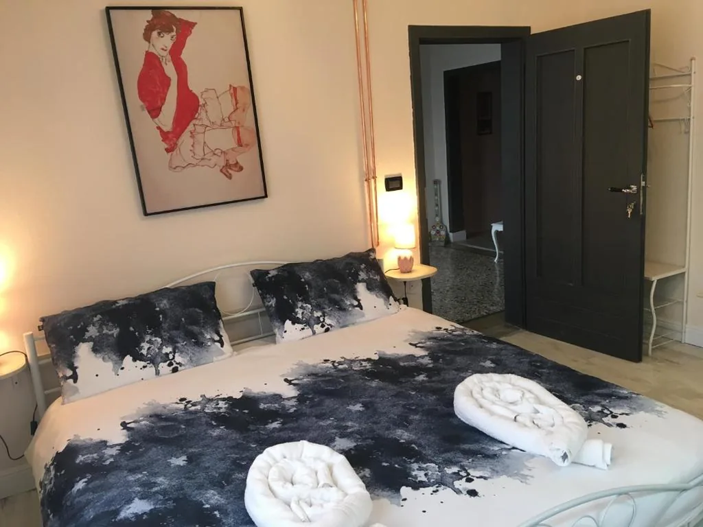 Double/Twin Room — piccadilly b&b