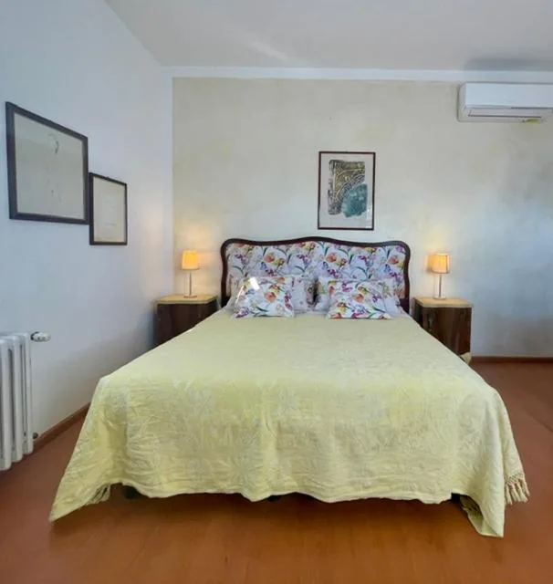 Camera Matrimoniale — Fiori Di Maggio
