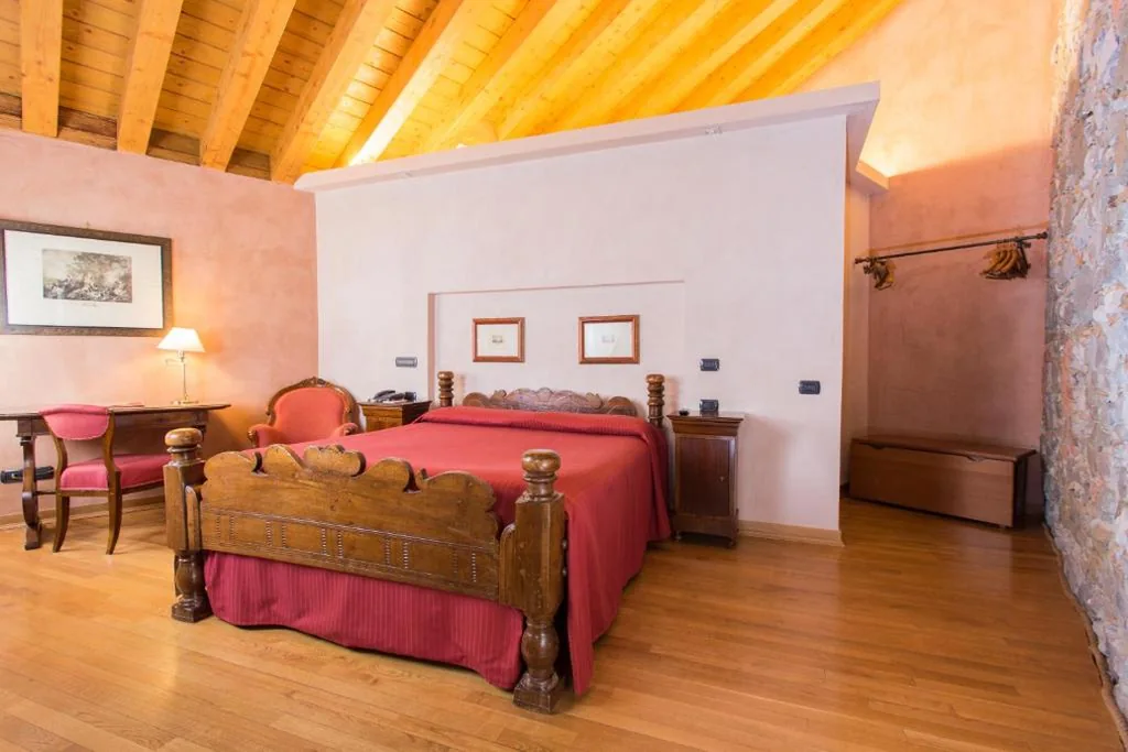 Double Room — Grand Hotel Entourage – Palazzo Strassoldo
