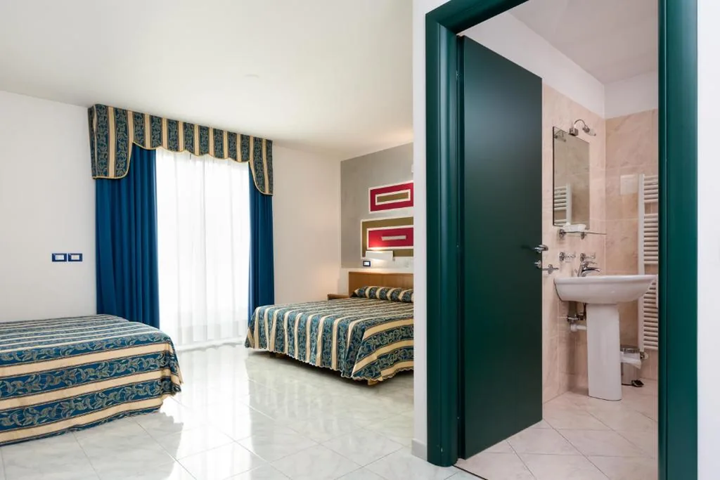 Double Room — Hotel Centrale