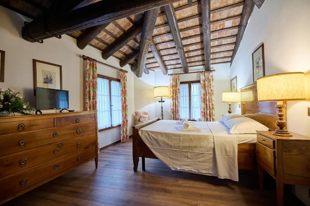 Double Room — Hotel Conti Formentini