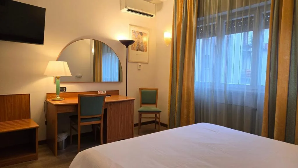 Double Room — Hotel Cristallo