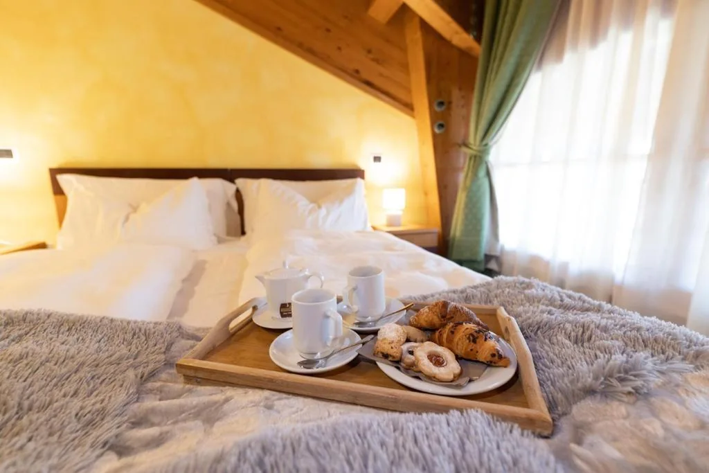 Double Room — Hotel Enzo Moro