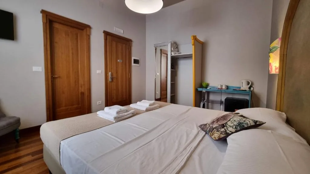 Camera Matrimoniale — Locanda Al Volo Tommaseo